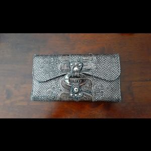Guess wallet